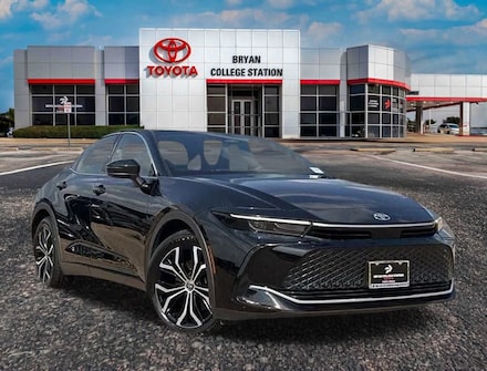 2023 Toyota Crown XLE Sedan