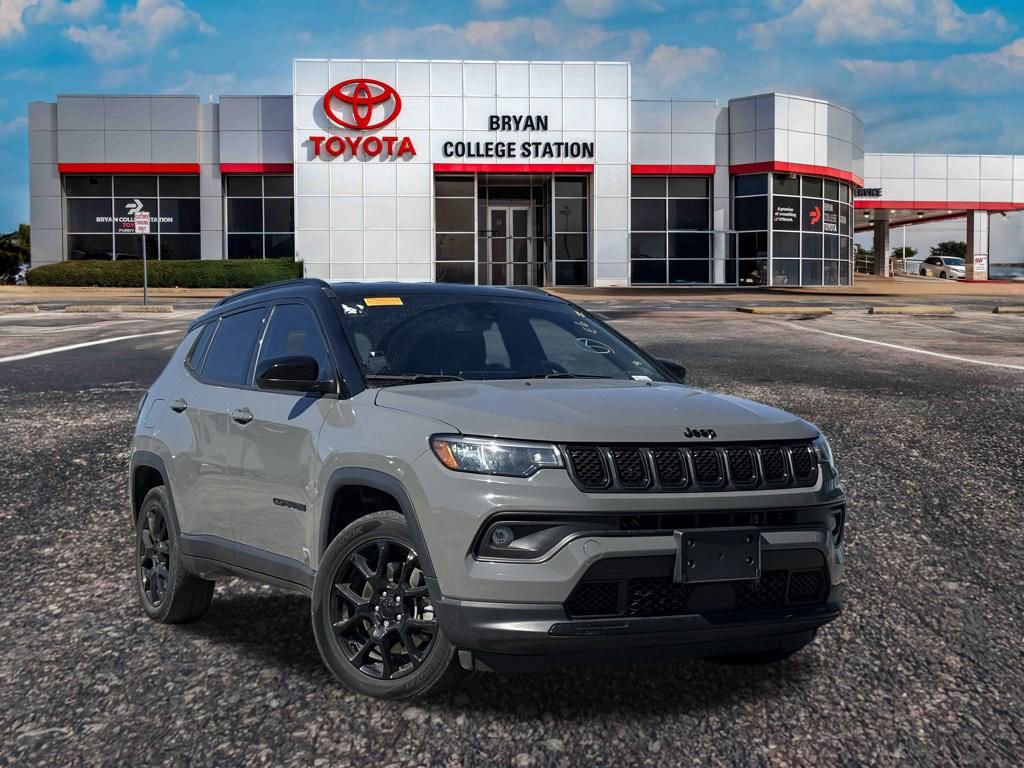2023 Jeep Compass Altitude