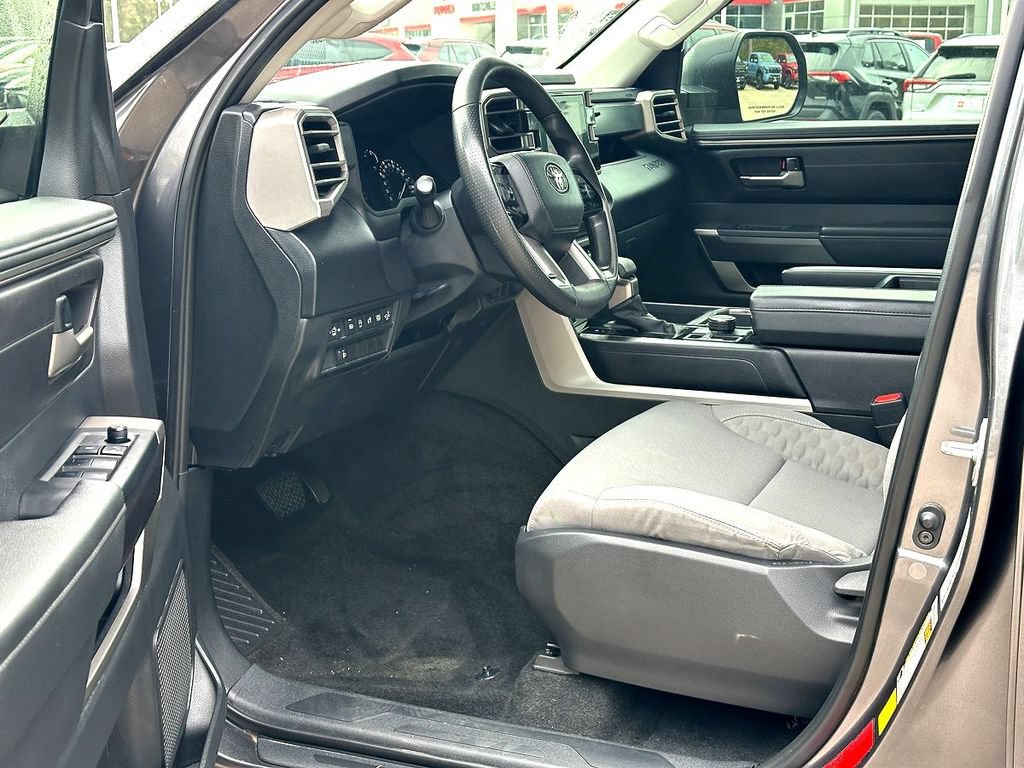 2022 Toyota Tundra SR5 - Photo 8