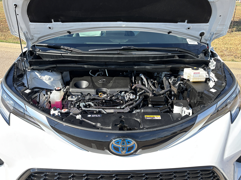 Used 2024 Toyota Sienna XSE 7 Passenger Van Passenger Van
