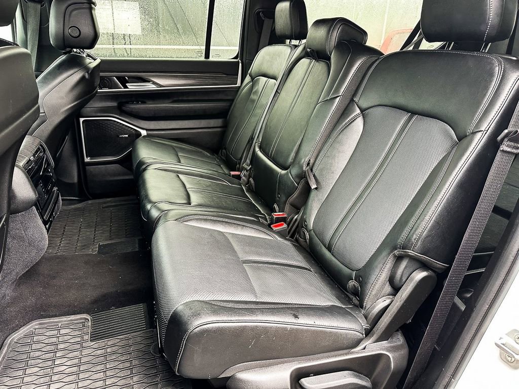 2024 Jeep Wagoneer L Series III - Photo 26