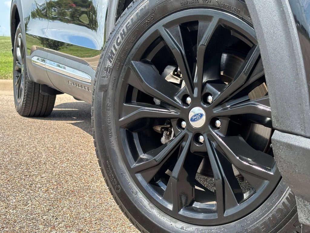 Used 2024 Ford Explorer Limited SUV