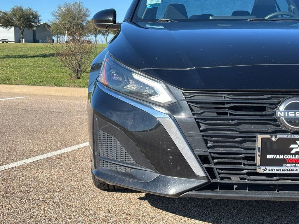 Used 2023 Nissan Altima 2.5 SV Sedan