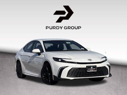 2025 Toyota Camry SE Sedan
