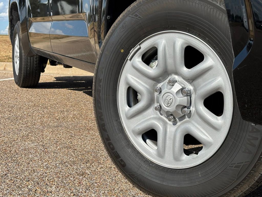 2024 Toyota Tundra SR photo 2