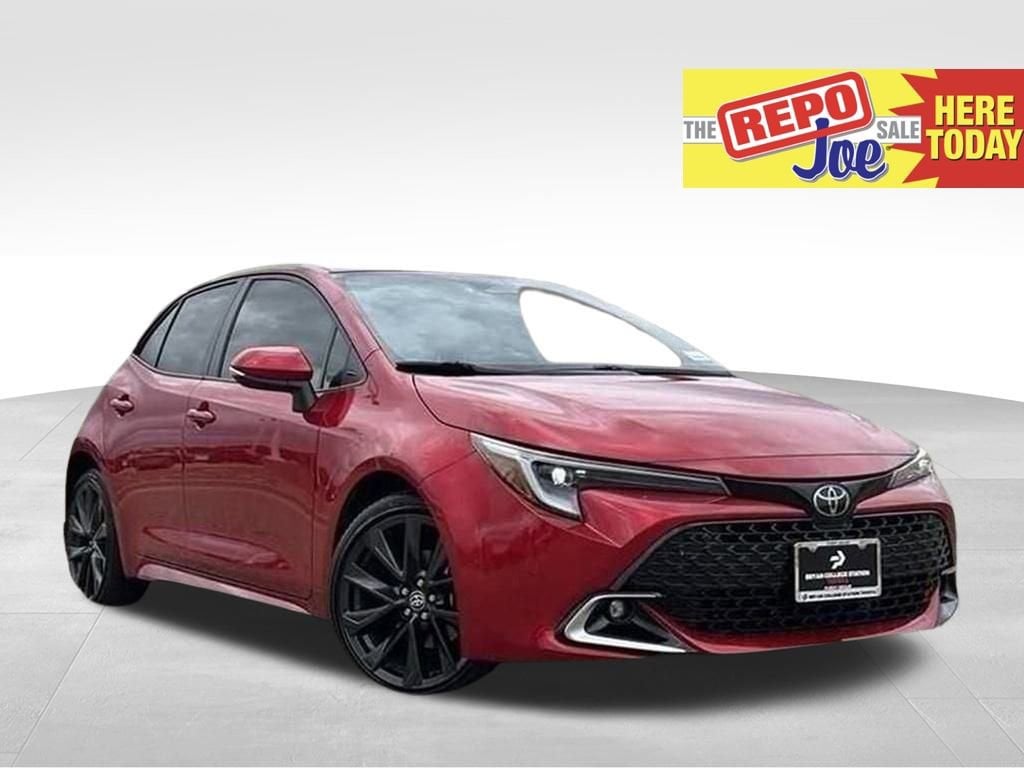 Certified 2025 Toyota Corolla Hatchback XSE Hatchback