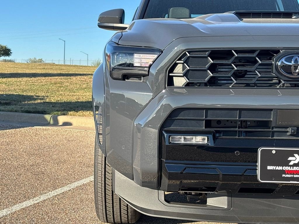 New 2025 Toyota 4Runner TRD Sport 4WD TRD SPORT