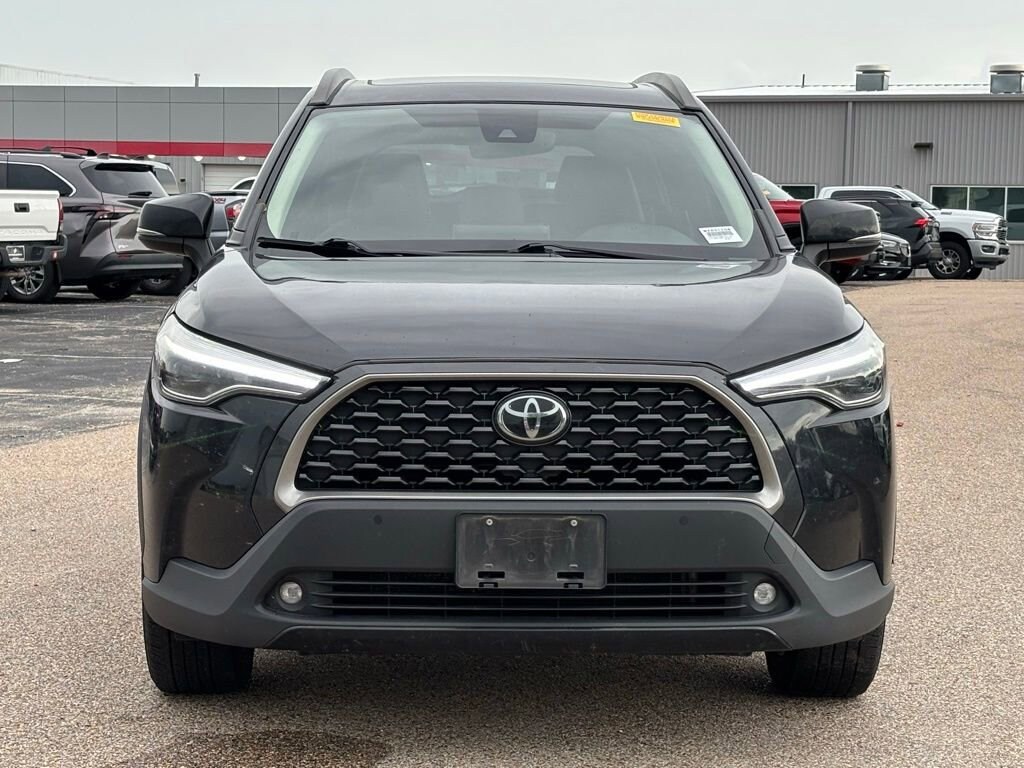 Used 2022 Toyota Corolla Cross XLE SUV
