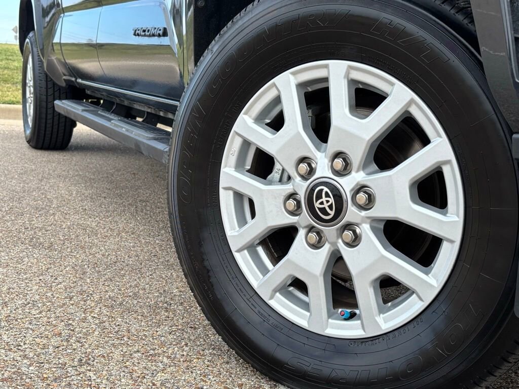 Used 2025 Toyota Tacoma Truck Double Cab