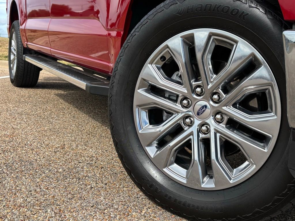 2024 Ford F-150 Lariat photo 2