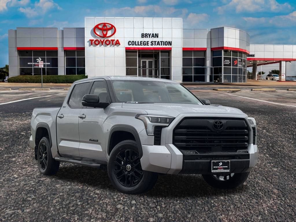 2024 Toyota Tundra Limited's photo