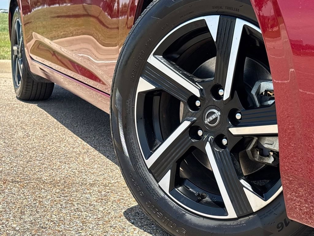 Used 2024 Nissan Sentra SV Sedan