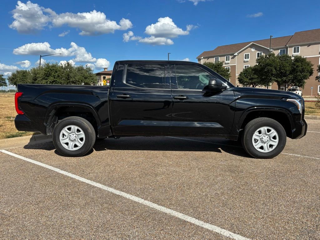 2024 Toyota Tundra SR photo 4