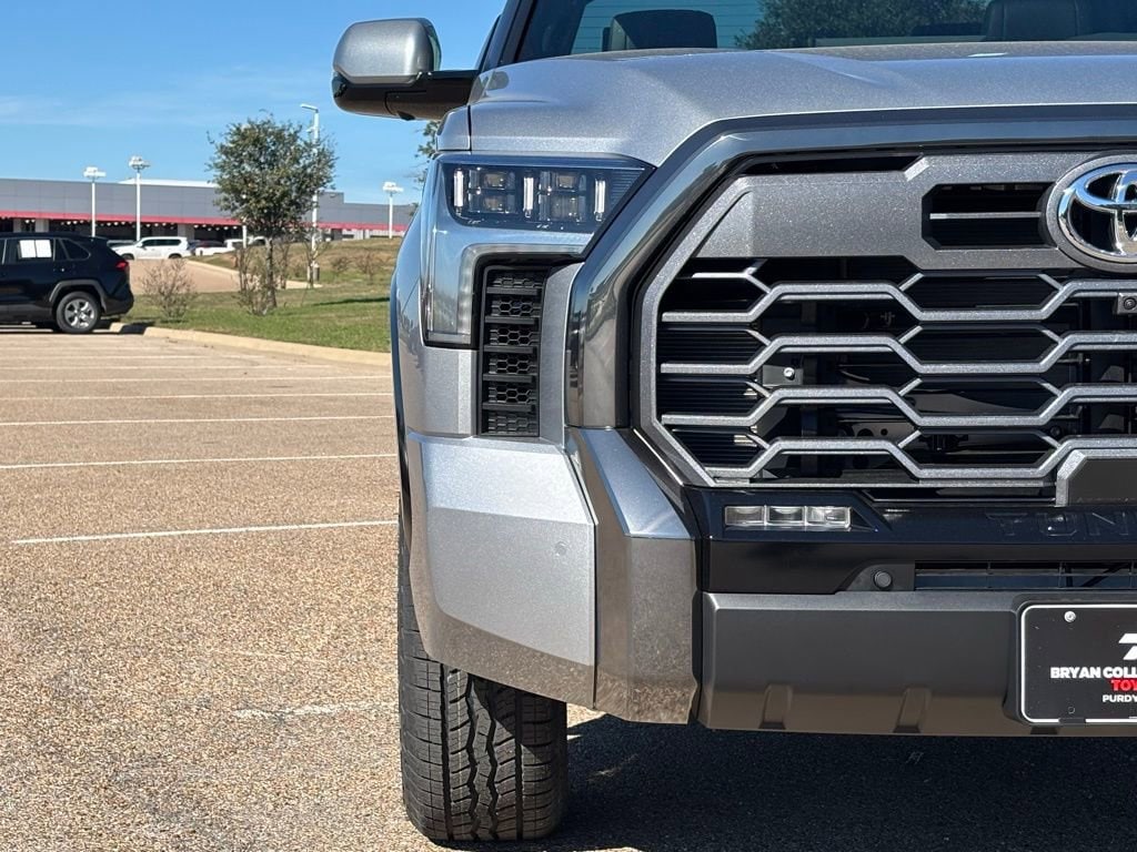 New 2026 Toyota Tundra Platinum PLATINUM CREWMAX 5.5