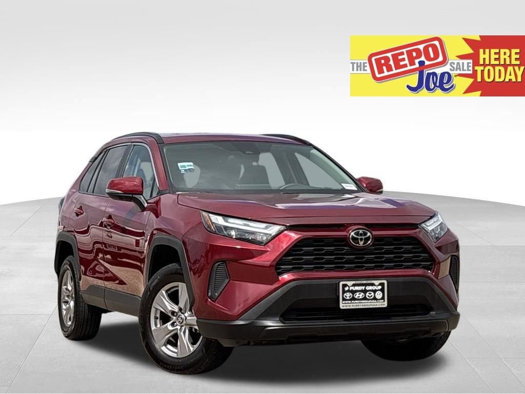 Used 2025 Toyota RAV4 XLE SUV