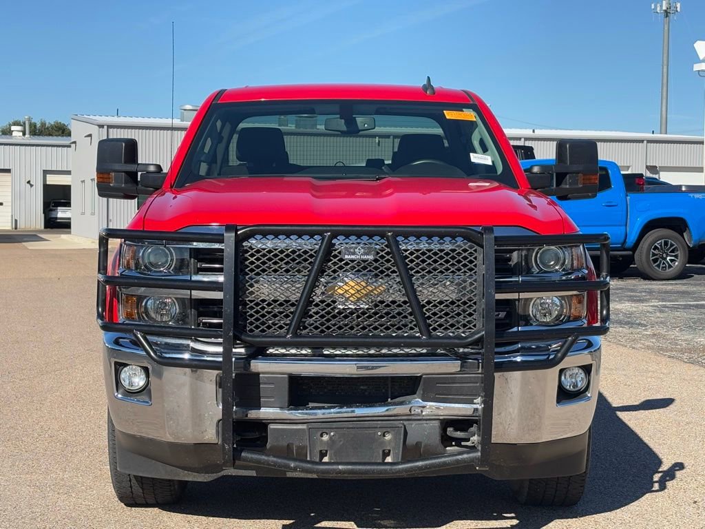 2017 Chevrolet Silverado 2500HD LT photo 3