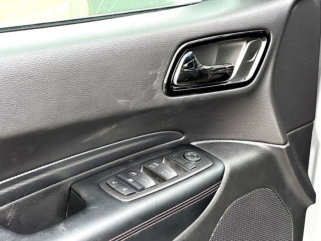2025 Dodge Durango GT - Photo 9
