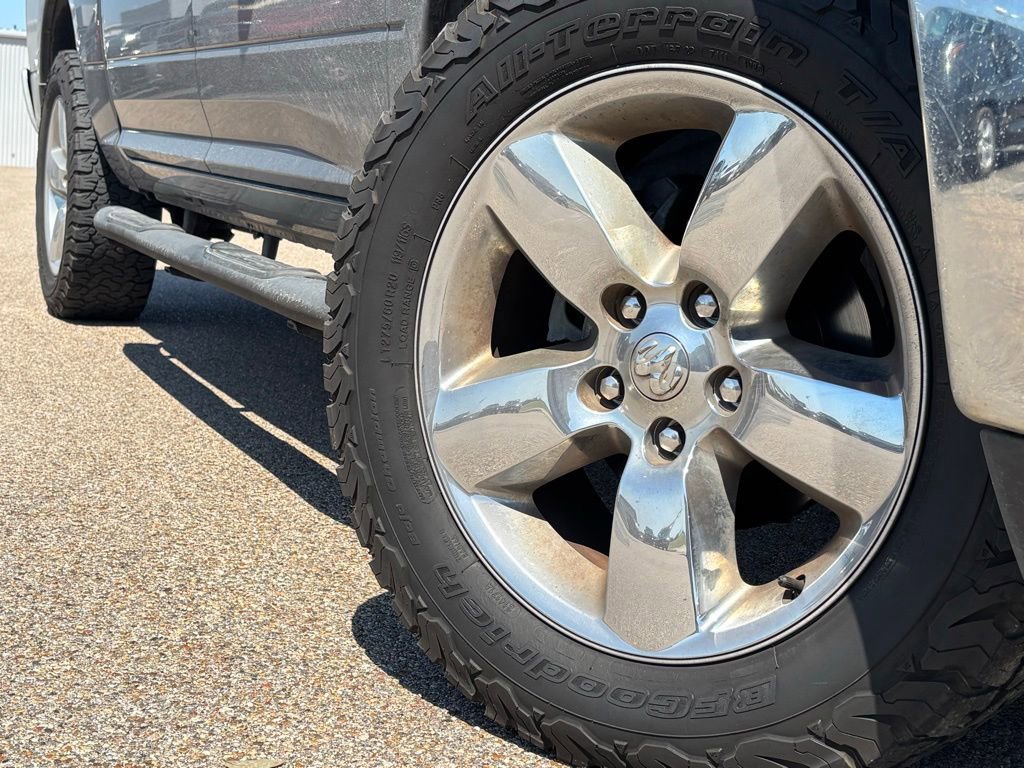 2019 Ram 1500 Classic Lone Star photo 2