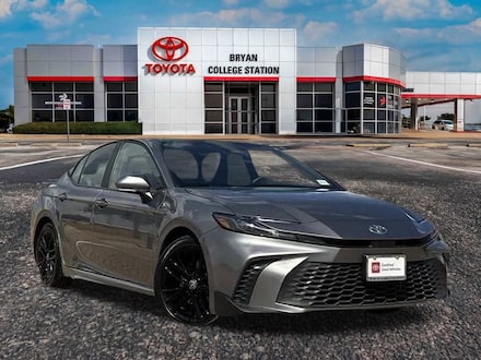 2025 Toyota Camry SE Sedan