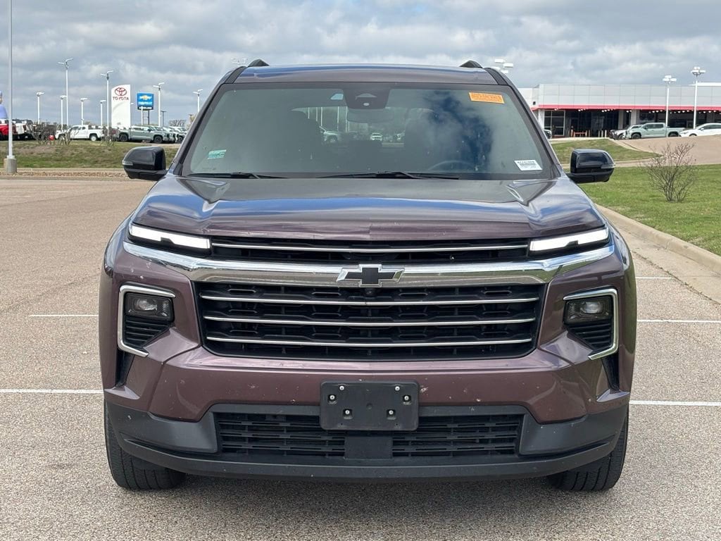 Used 2024 Chevrolet Traverse LT SUV