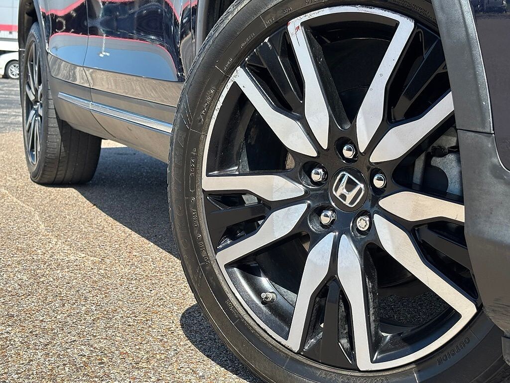 Used 2019 Honda Pilot Elite AWD SUV