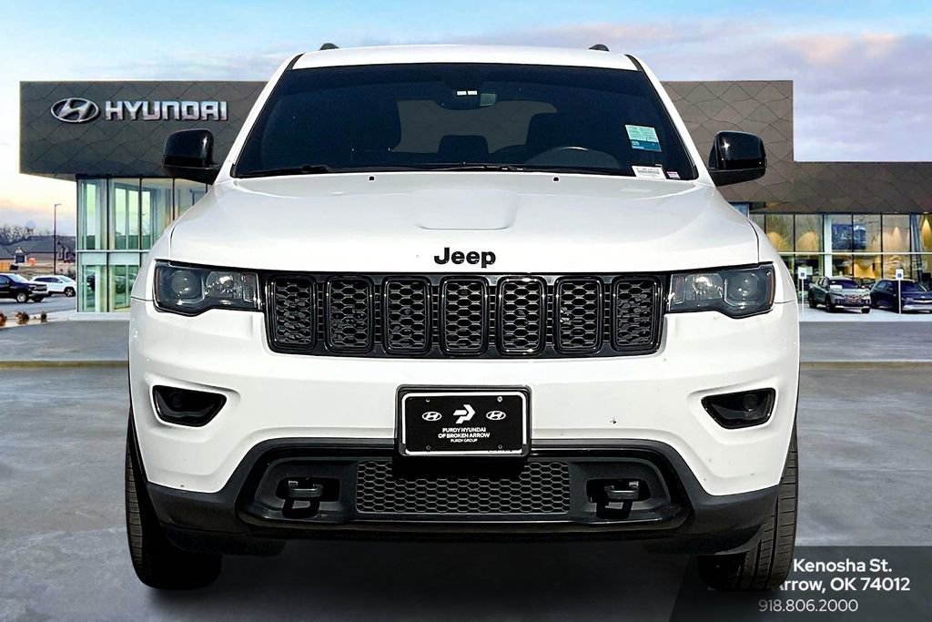 2018 Jeep Grand Cherokee Laredo Upland photo 3