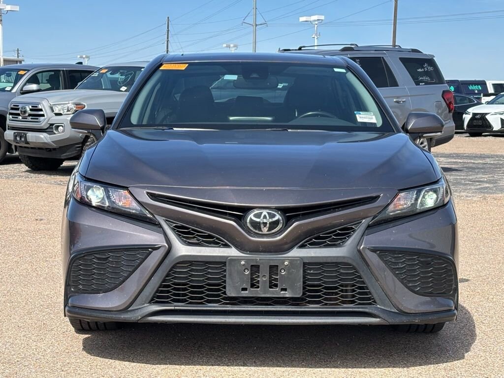 Used 2023 Toyota Camry SE Sedan