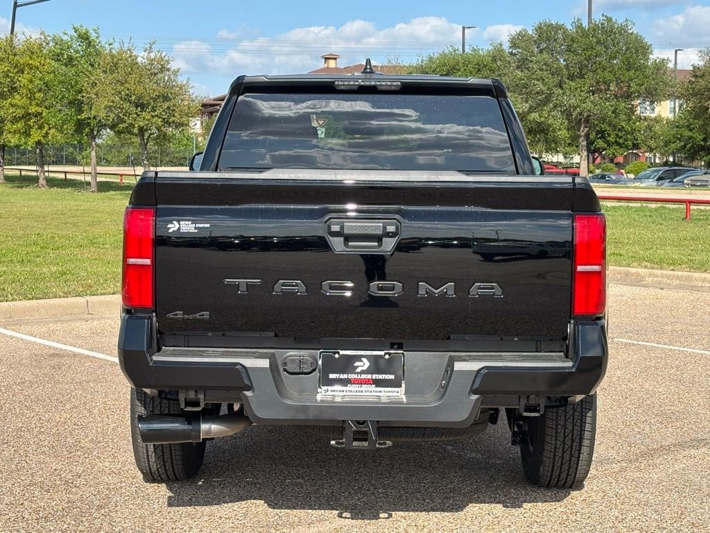 2026 Toyota Tacoma SR5 - Photo 6