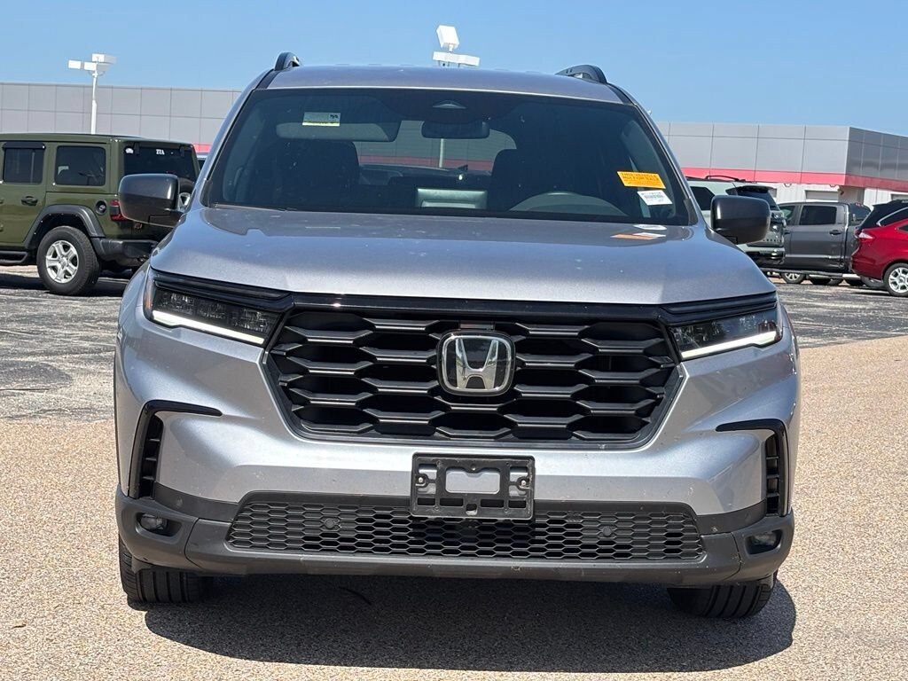 Used 2025 Honda Pilot Sport SUV