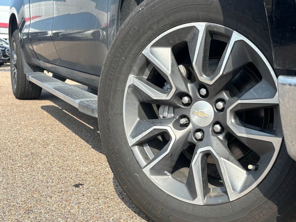 2022 Chevrolet Silverado 1500 photo 2
