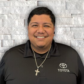 Staff member Alejandro Zavala from 44c21eb0d202