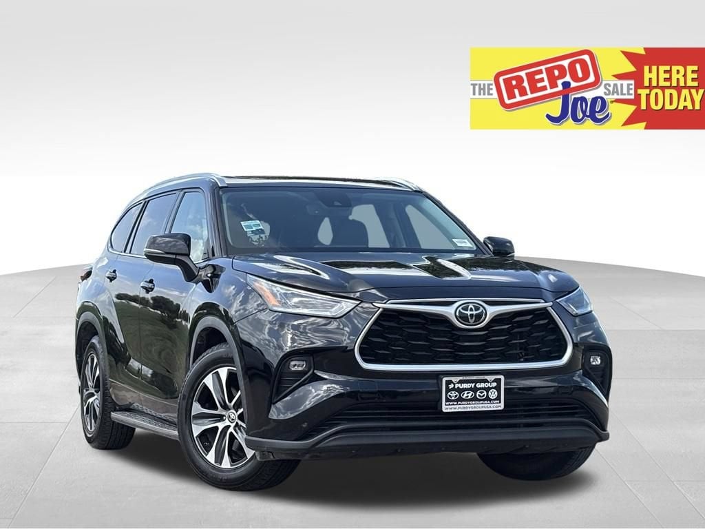 Used 2021 Toyota Highlander XLE SUV