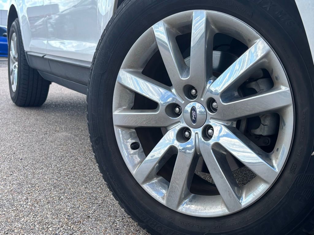 2013 Ford Edge SEL photo 2