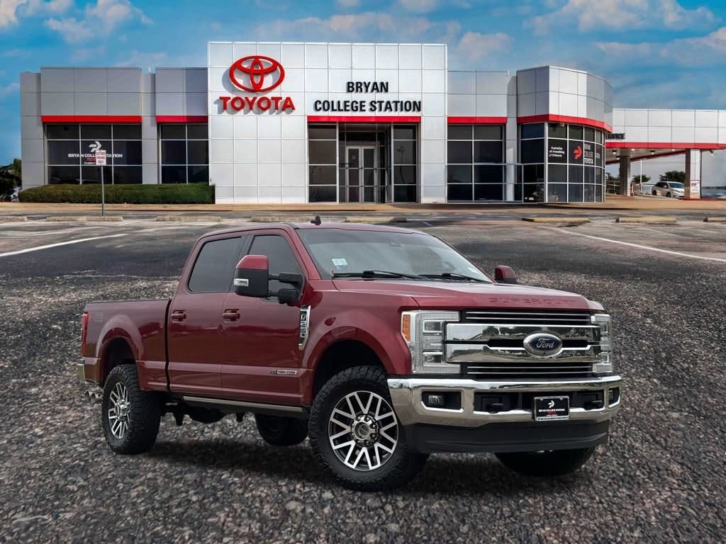 2019 Ford F-250 Super Duty Lariat's photo