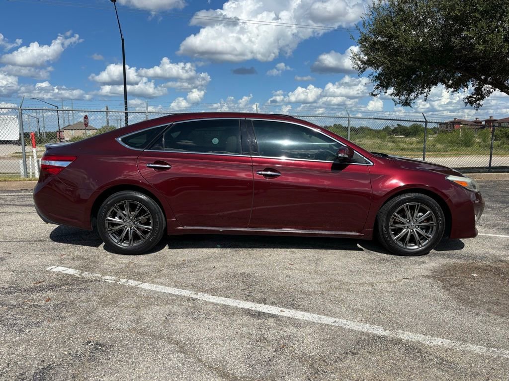 2014 Toyota Avalon XLE photo 4