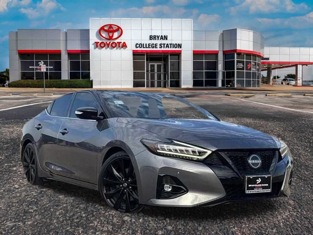 Used 2023 Nissan Maxima SR Sedan