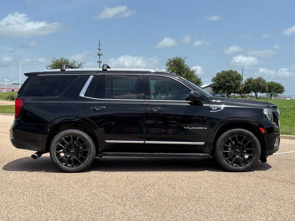 Used 2023 GMC Yukon SLT SUV