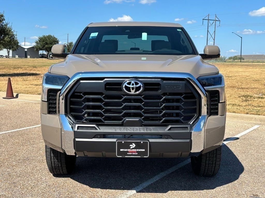 New 2026 Toyota Tundra SR5 SR5 CREWMAX 5.5