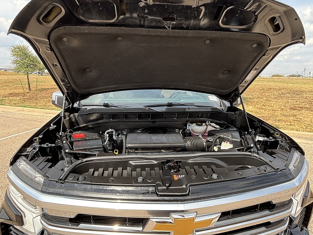 Used 2024 Chevrolet Silverado 1500 High Country Truck Crew Cab