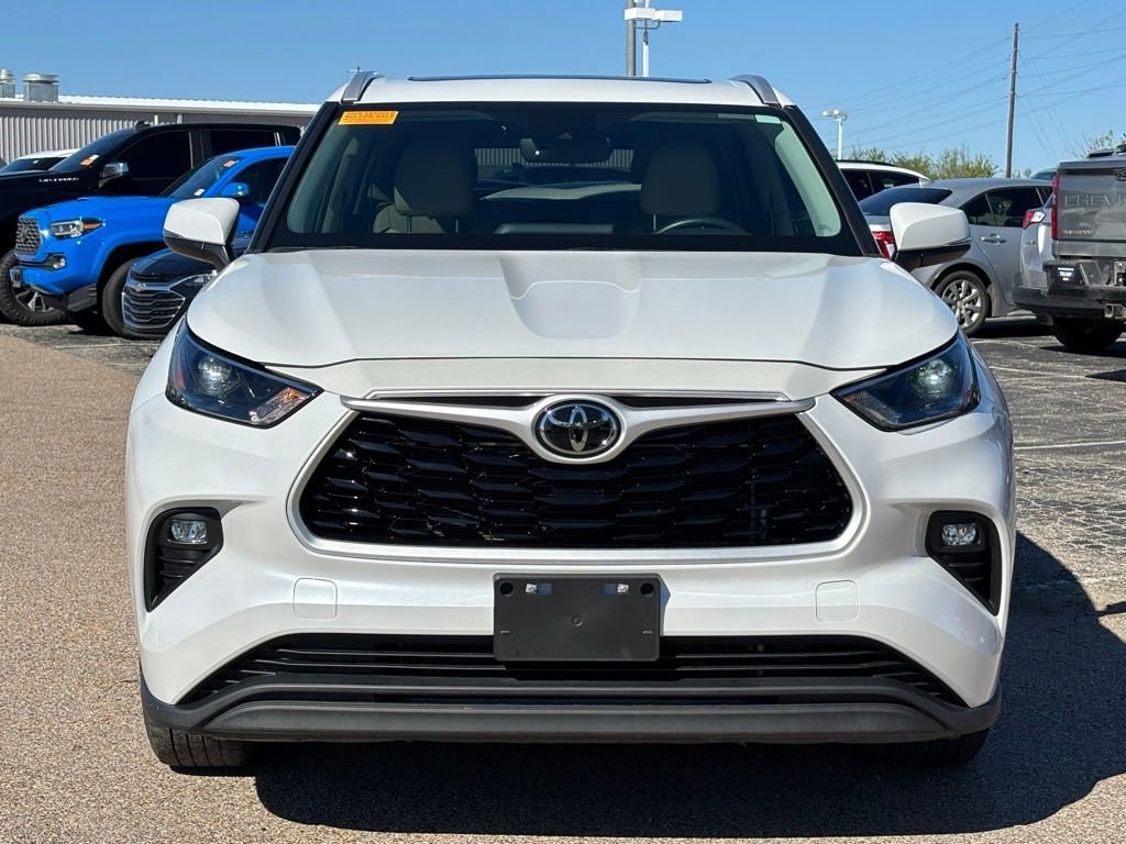 Used 2023 Toyota Highlander XLE SUV