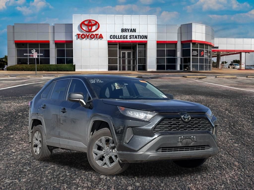 Used 2022 Toyota RAV4 LE SUV