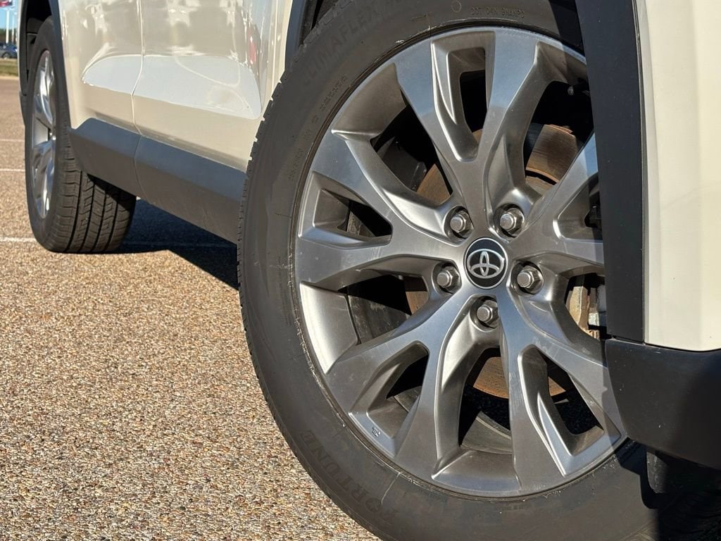 Used 2024 Toyota Grand Highlander Limited SUV