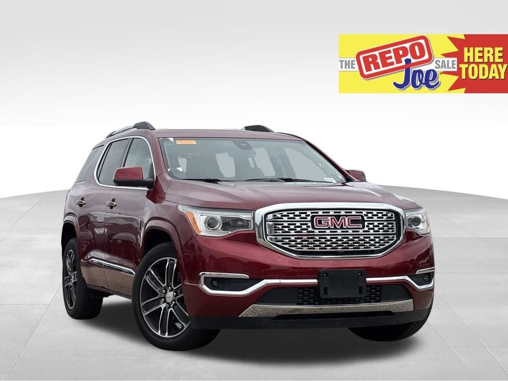 2019 GMC Acadia Denali FWD's photo