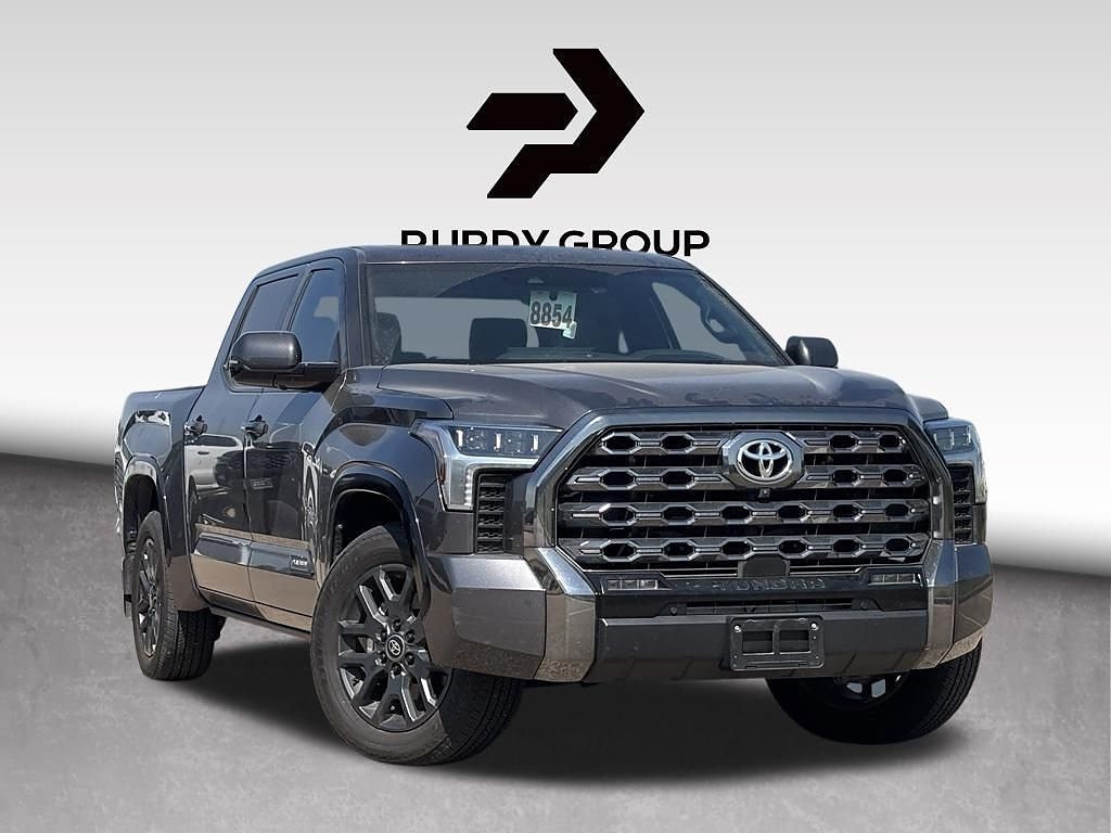 Pre-Owned 2025 Toyota Tundra Platinum