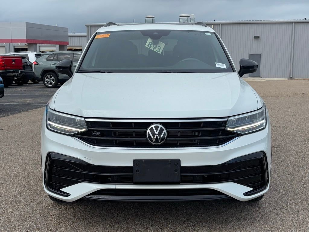 2024 Volkswagen Tiguan SE R-Line Black photo 3