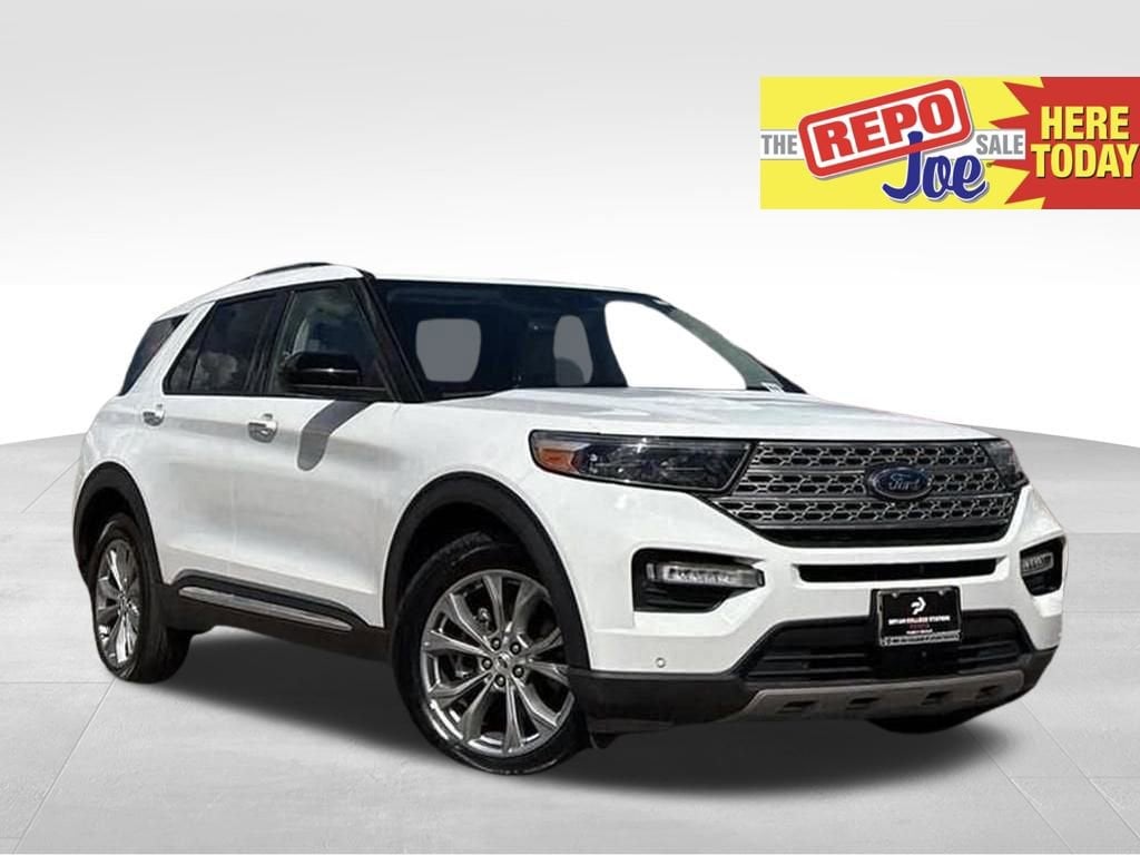 2023 Ford Explorer Limited's photo