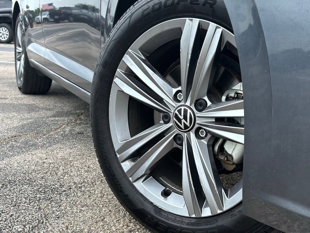 Used 2024 Volkswagen Jetta SE with VIN 3VWEM7BU6RM003964 for sale in Bryan, TX