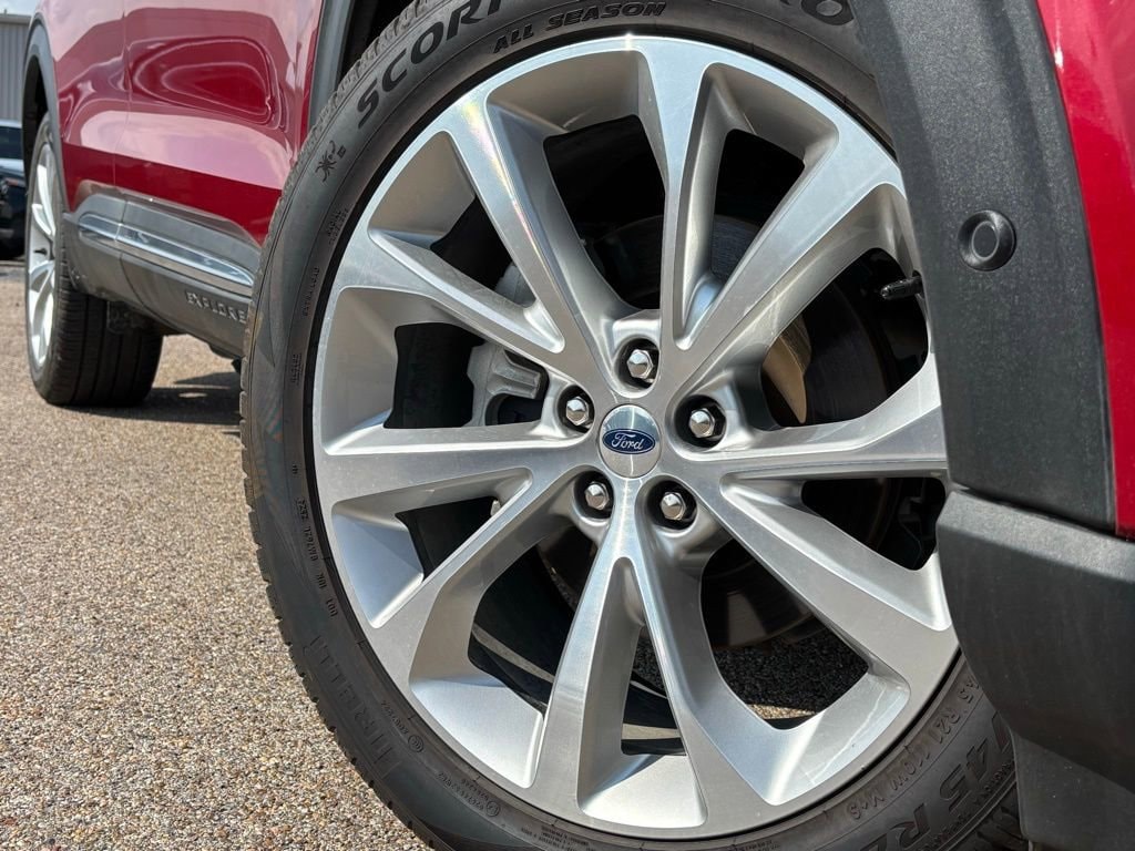 Used 2022 Ford Explorer Platinum SUV