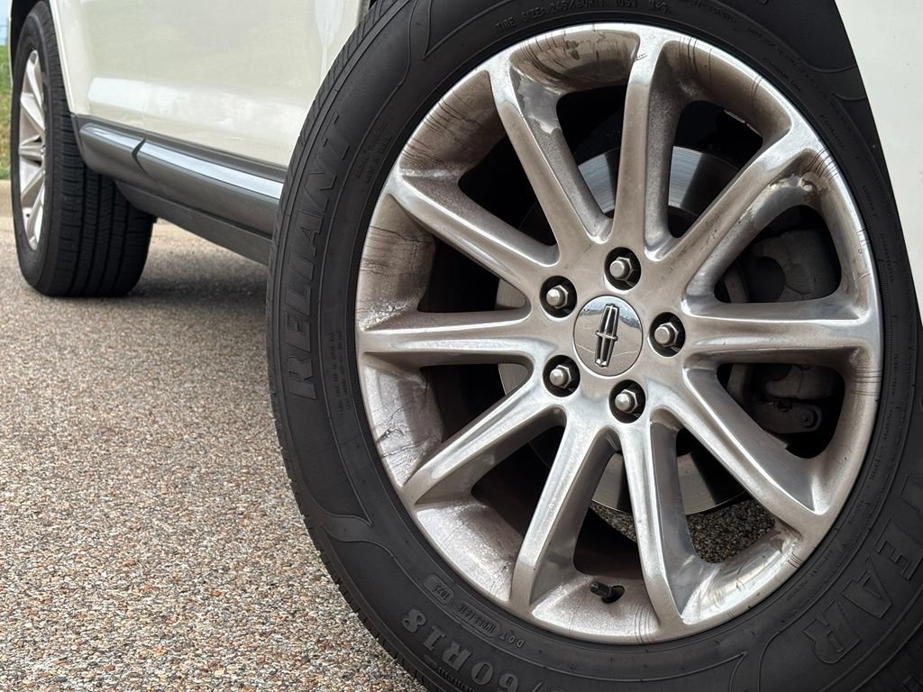 Used 2012 Lincoln MKX Base with VIN 2LMDJ6JKXCBL18311 for sale in Bryan, TX