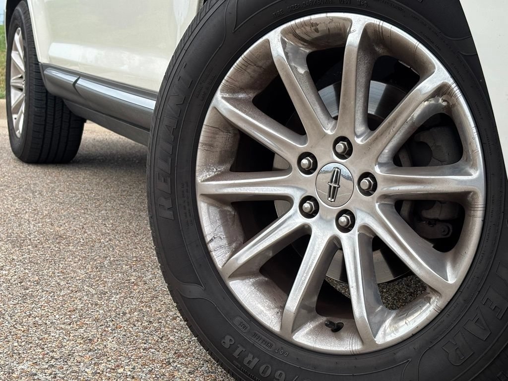 Used 2012 Lincoln MKX Base SUV
